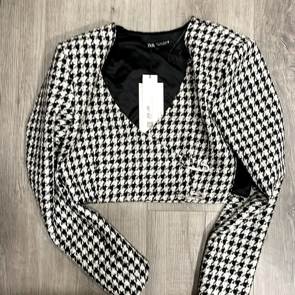 Zara black and white top